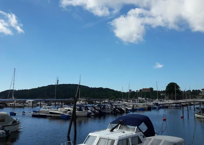 Bystranda - *
